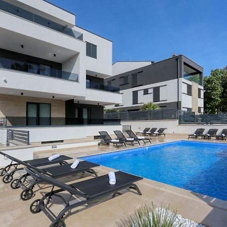 Villa Ankora 1 With Heated Pool 比奥格勒·纳·莫鲁 外观 照片