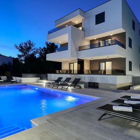 Villa Ankora 1 With Heated Pool 比奥格勒·纳·莫鲁 外观 照片