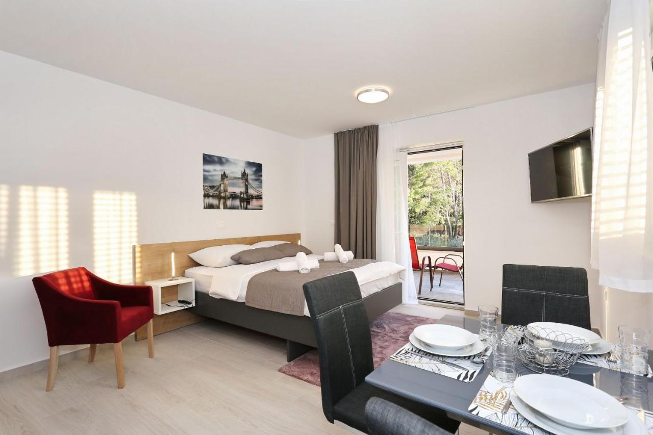 Villa Ankora 1 With Heated Pool 比奥格勒·纳·莫鲁 外观 照片