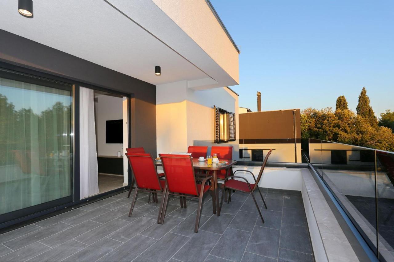 Villa Ankora 1 With Heated Pool 比奥格勒·纳·莫鲁 外观 照片