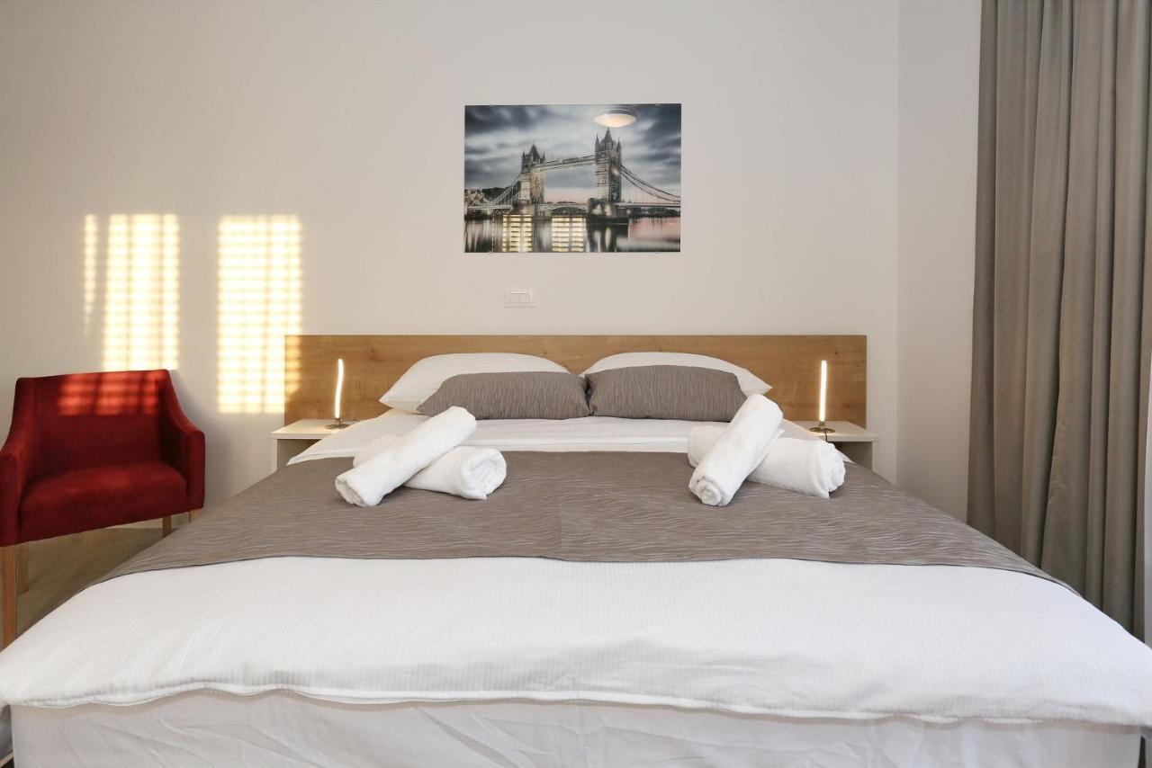 Villa Ankora 1 With Heated Pool 比奥格勒·纳·莫鲁 外观 照片