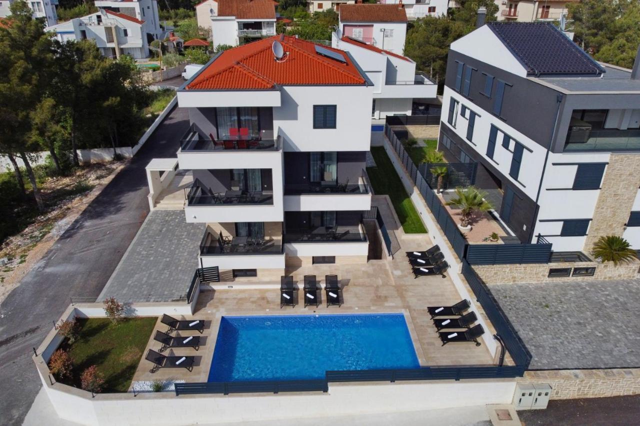 Villa Ankora 1 With Heated Pool 比奥格勒·纳·莫鲁 外观 照片