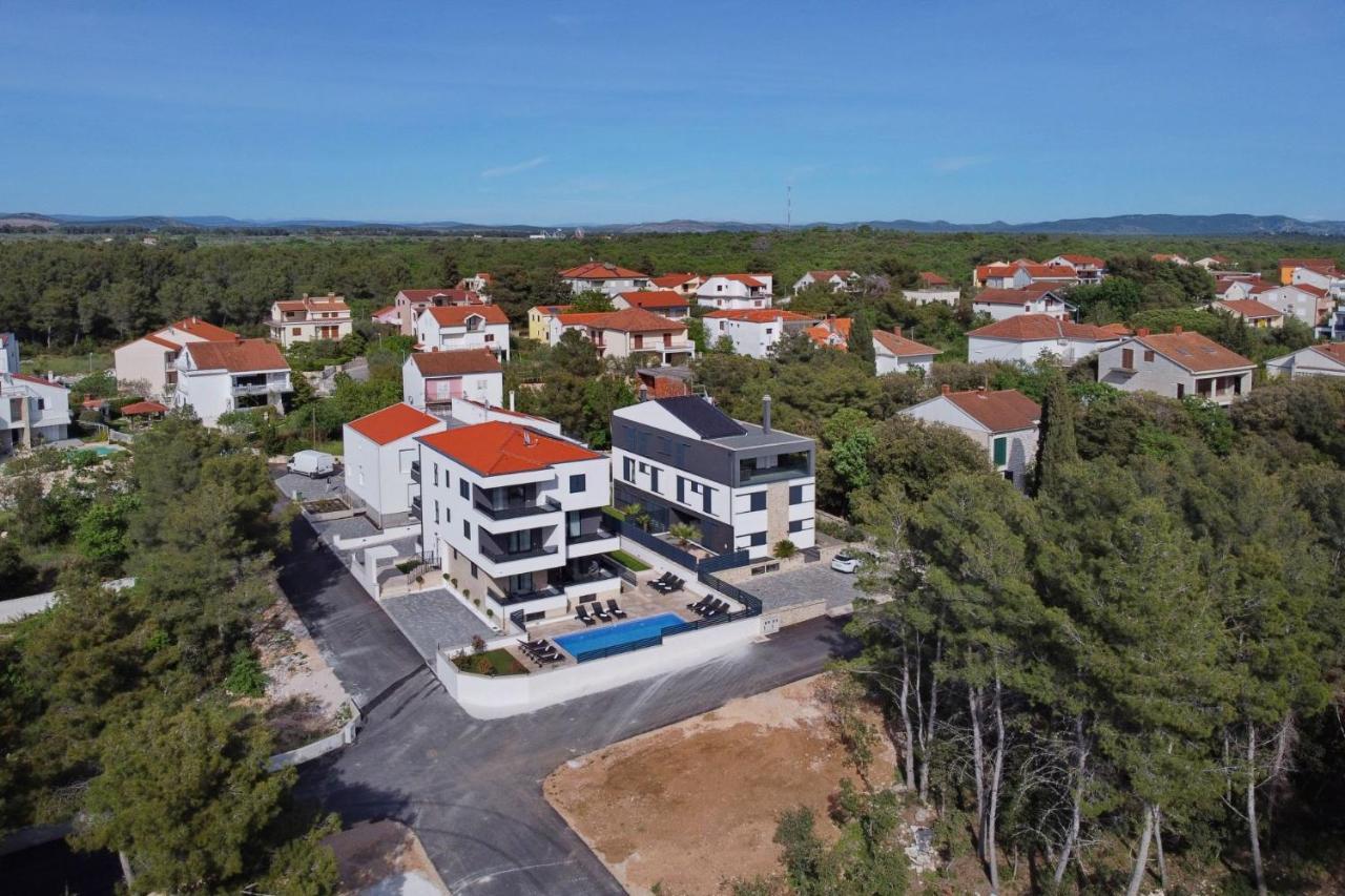 Villa Ankora 1 With Heated Pool 比奥格勒·纳·莫鲁 外观 照片