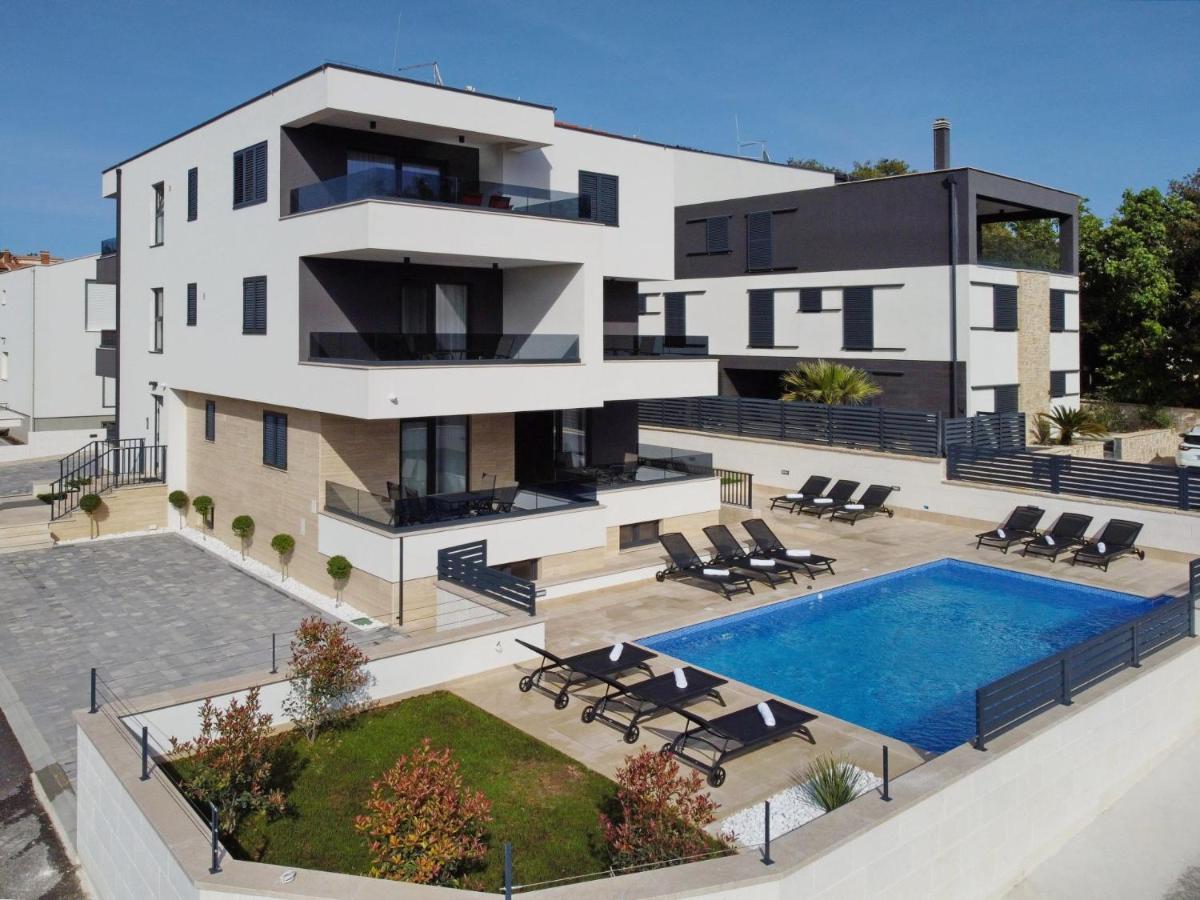 Villa Ankora 1 With Heated Pool 比奥格勒·纳·莫鲁 外观 照片