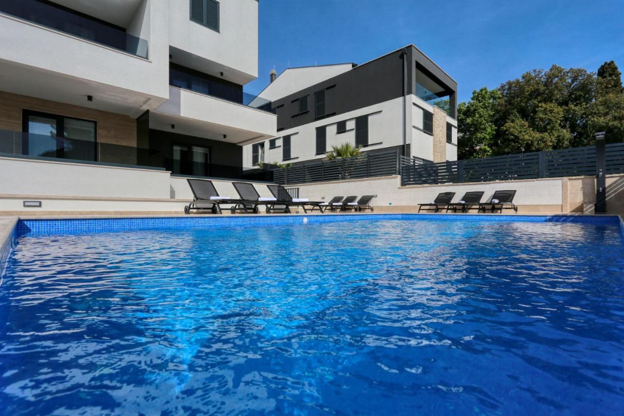 Villa Ankora 1 With Heated Pool 比奥格勒·纳·莫鲁 外观 照片