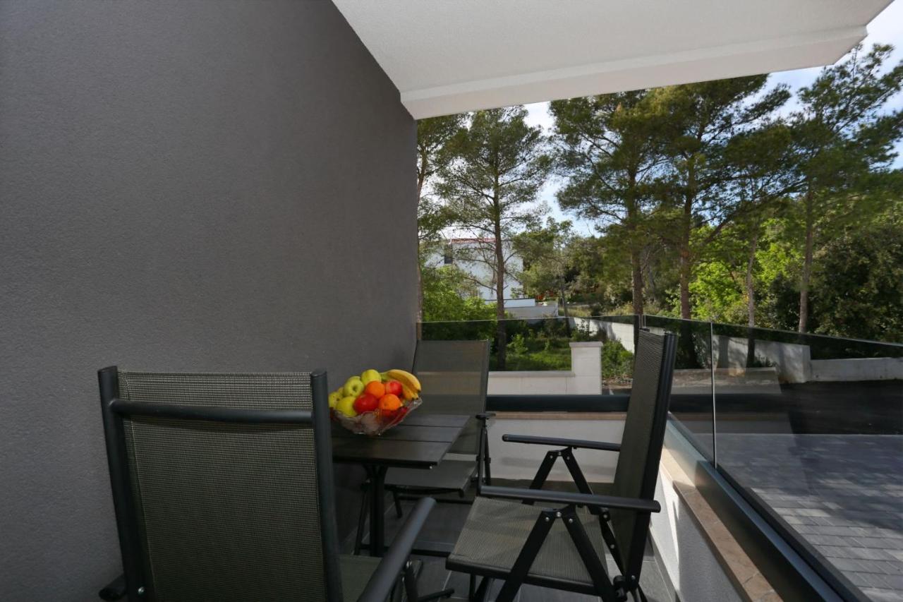 Villa Ankora 1 With Heated Pool 比奥格勒·纳·莫鲁 外观 照片